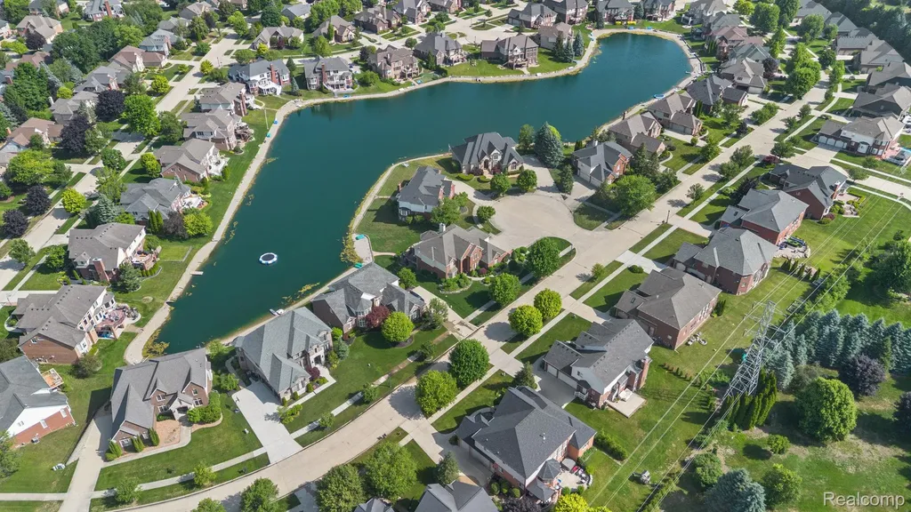 13335 Diegel Drive Shelby Charter Township MI 48315