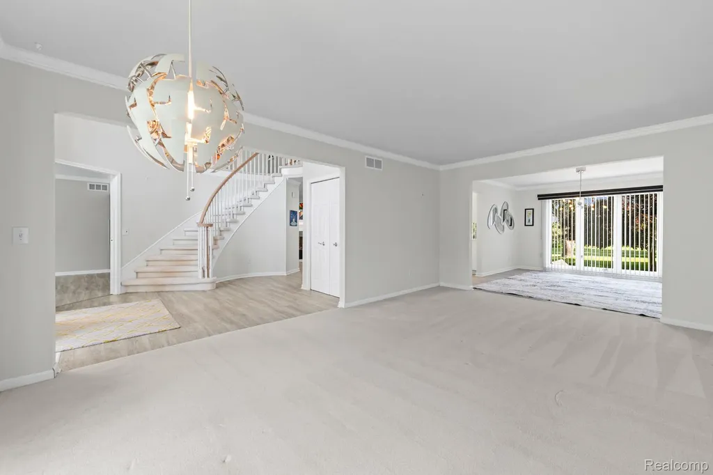 13335 Diegel Drive Shelby Charter Township MI 48315