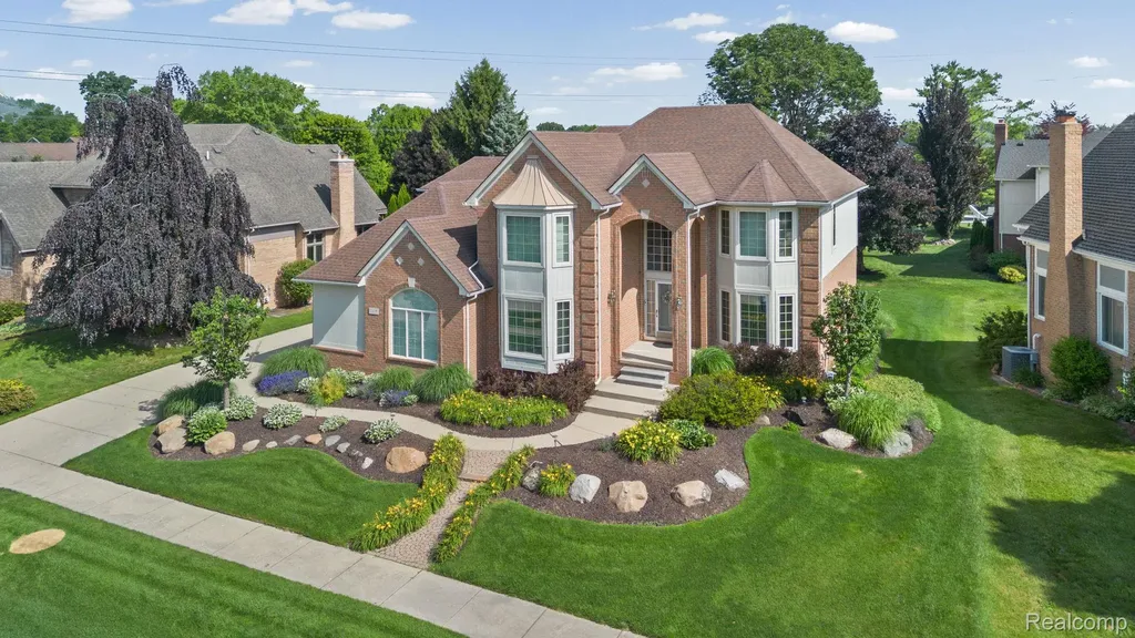 13335 Diegel Drive Shelby Charter Township MI 48315