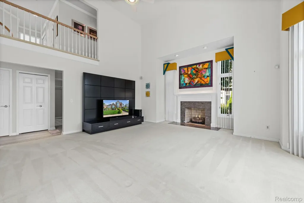 13335 Diegel Drive Shelby Charter Township MI 48315