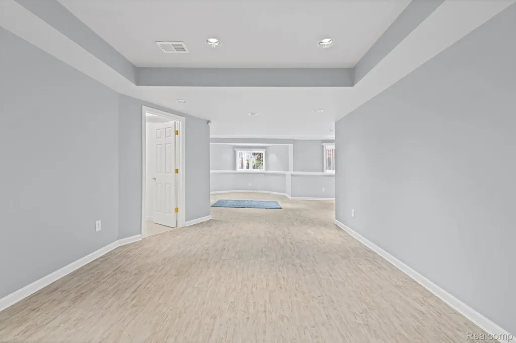 13335 Diegel Drive Shelby Charter Township MI 48315
