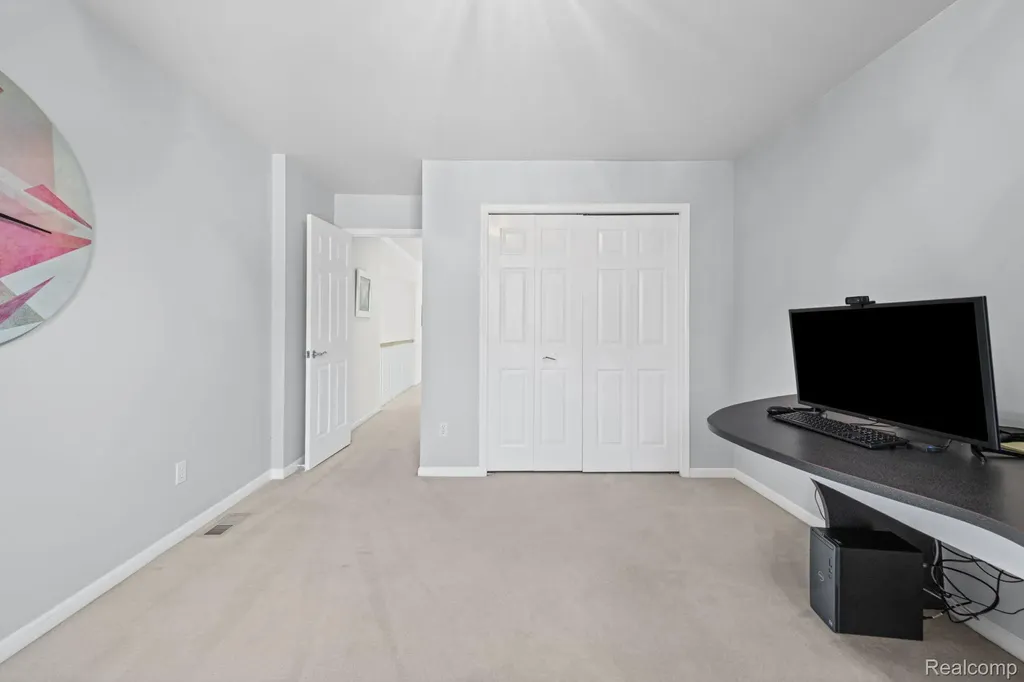 13335 Diegel Drive Shelby Charter Township MI 48315