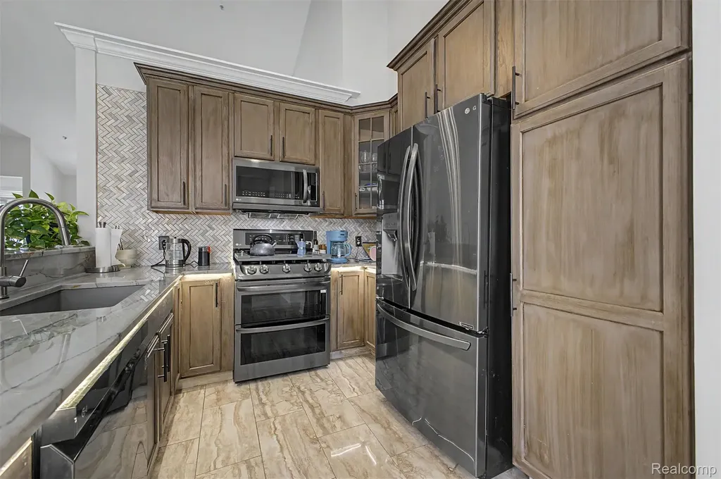 370 Roosevelt Street Canton Charter Township MI 48188
