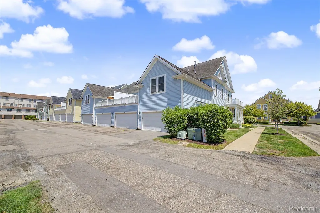 370 Roosevelt Street Canton Charter Township MI 48188