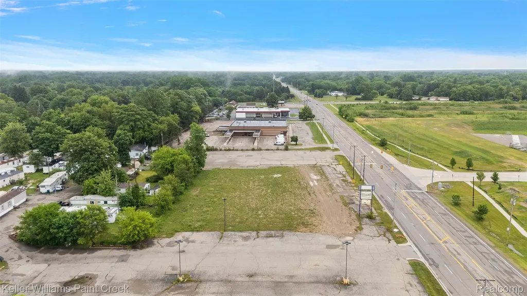 4403 Davison Road Burton City MI 48509