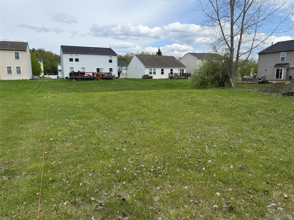 59 Lochaven Road Waterford Charter Township MI 48327