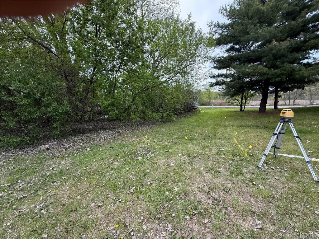 59 Lochaven Road Waterford Charter Township MI 48327