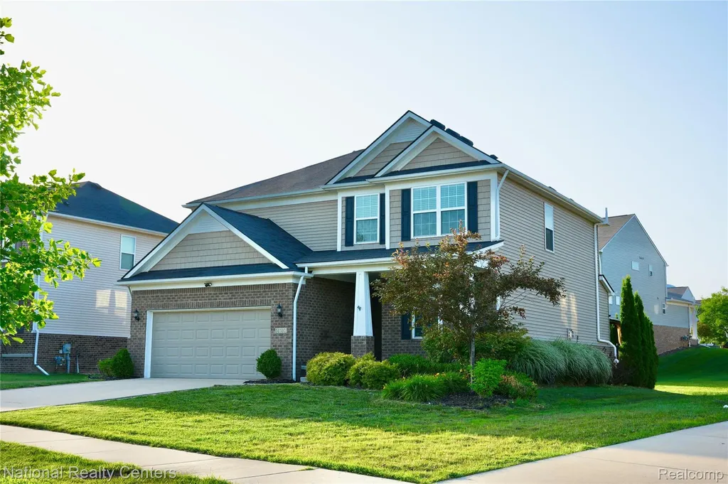 58180 Jonagold Lane Lyon Charter Township MI 48165