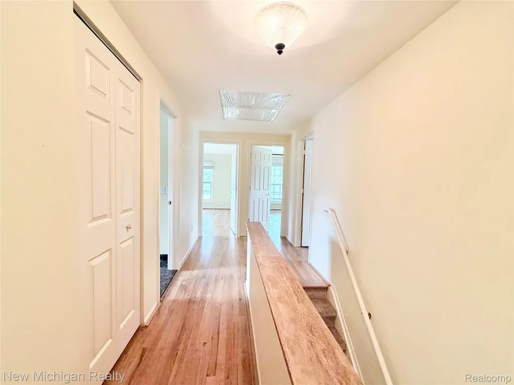 5937 Red Coat Lane West Bloomfield Charter Township MI 48322