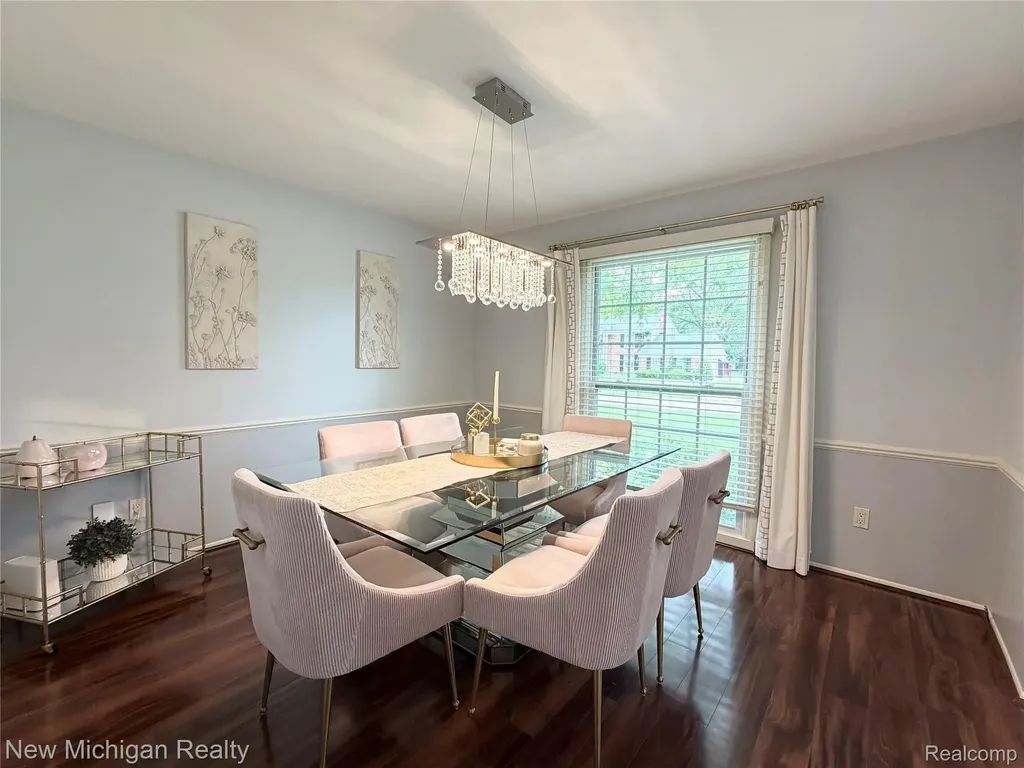 5937 Red Coat Lane West Bloomfield Charter Township MI 48322