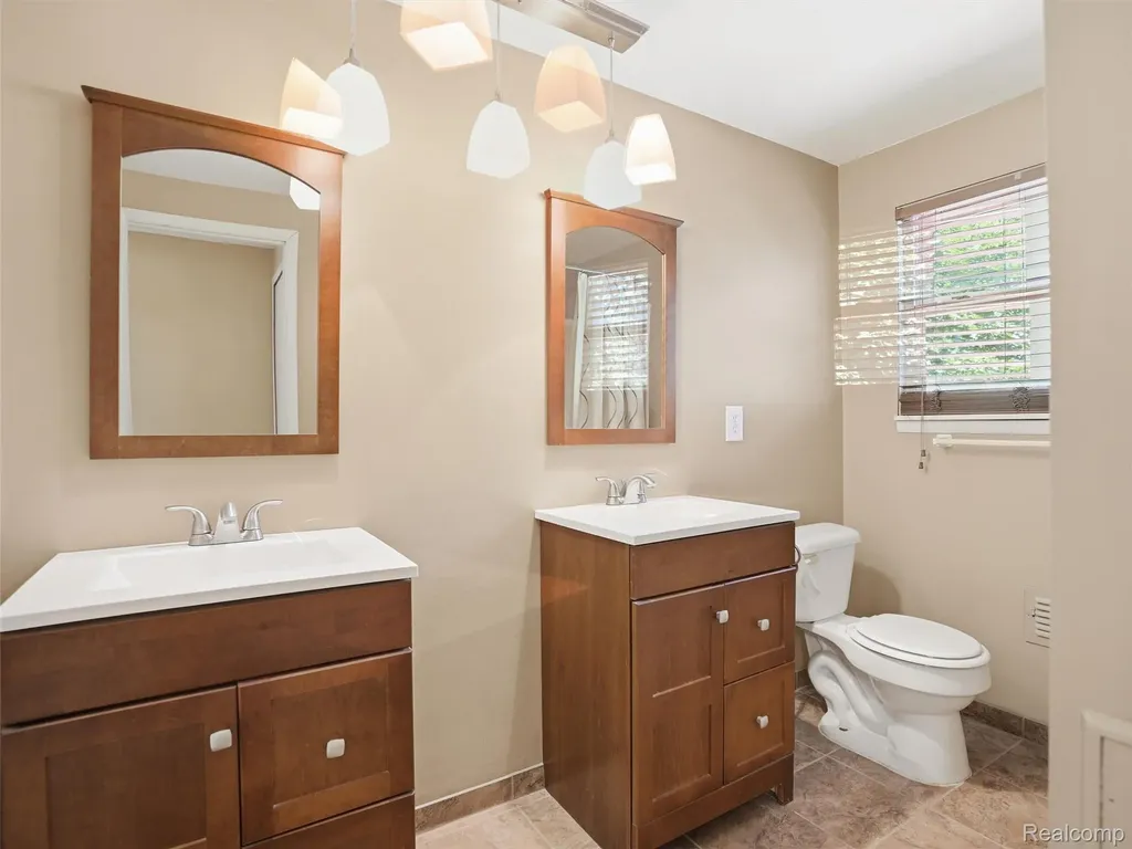 45414 Brunswick Drive Canton Charter Township MI 48187