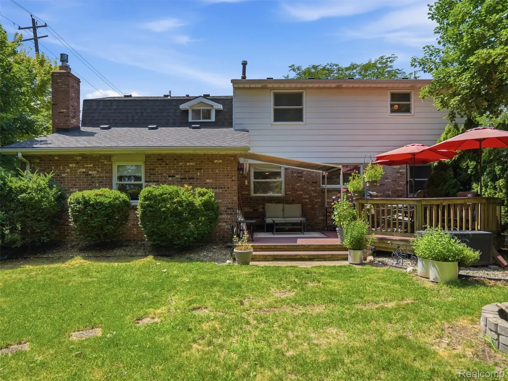45414 Brunswick Drive Canton Charter Township MI 48187