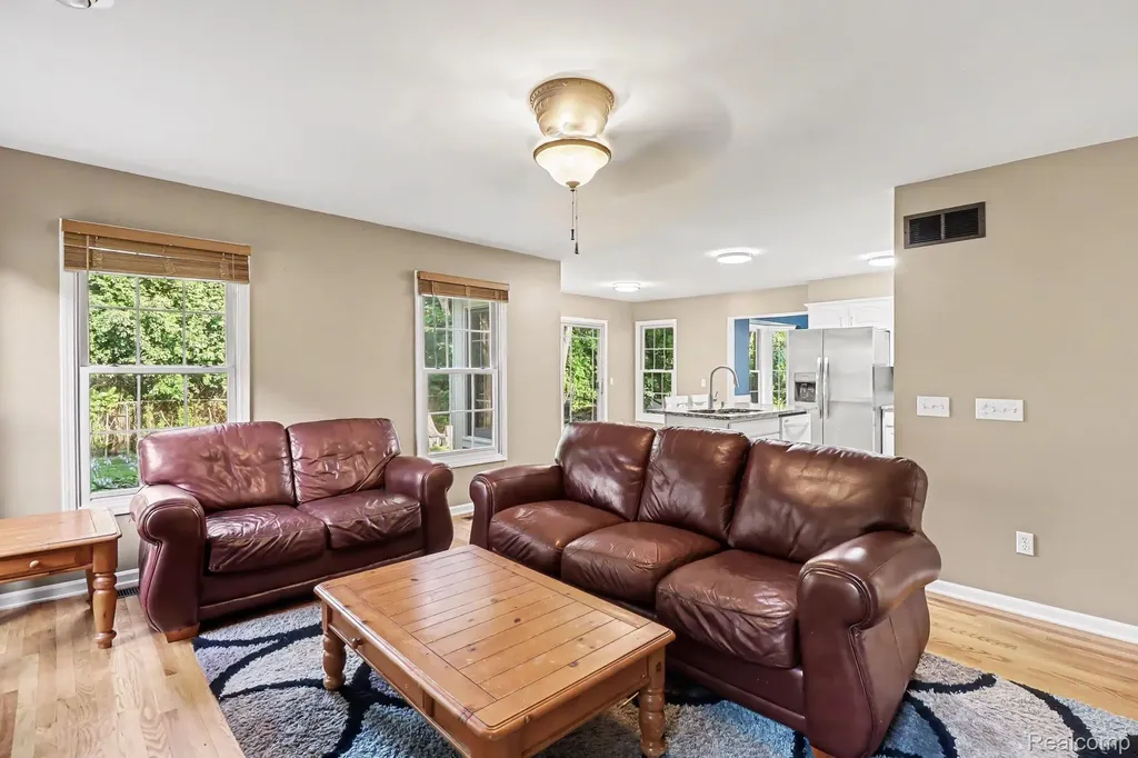 3720 Eaton Gate Lane Auburn Hills City MI 48326