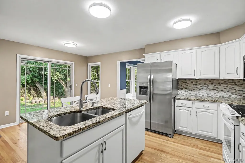 3720 Eaton Gate Lane Auburn Hills City MI 48326