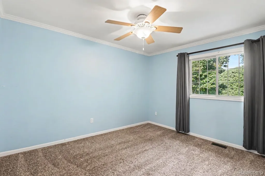 3720 Eaton Gate Lane Auburn Hills City MI 48326
