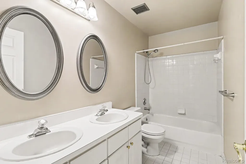 3720 Eaton Gate Lane Auburn Hills City MI 48326