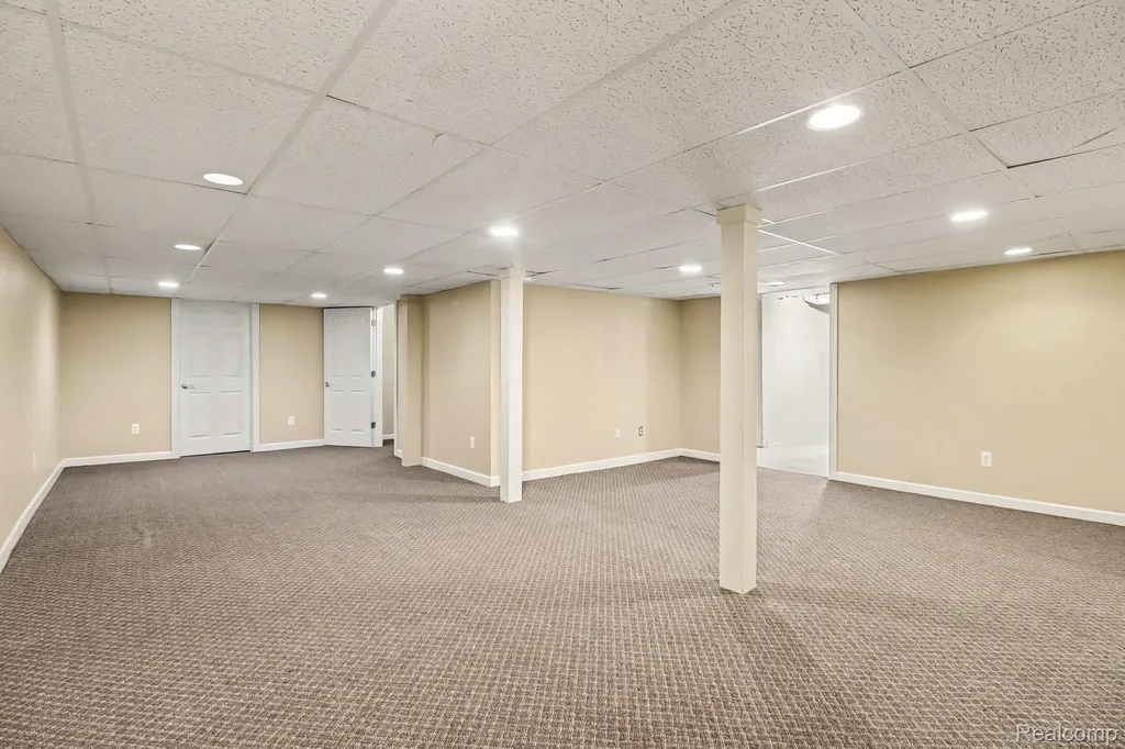 3720 Eaton Gate Lane Auburn Hills City MI 48326