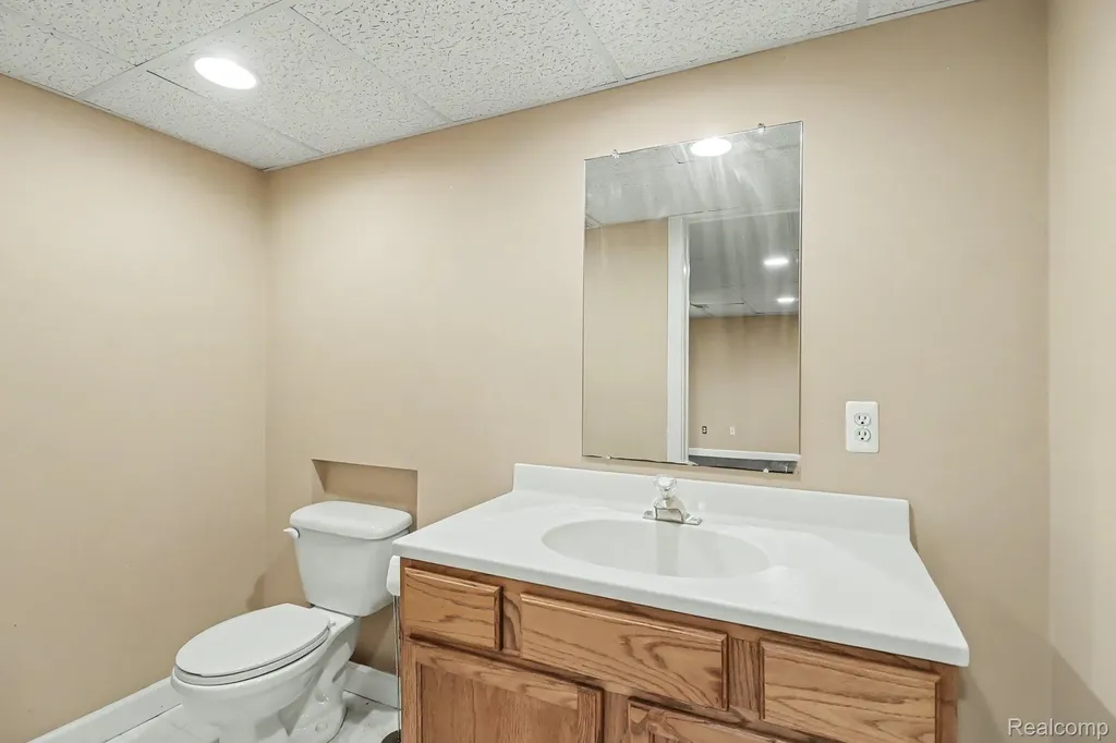 3720 Eaton Gate Lane Auburn Hills City MI 48326