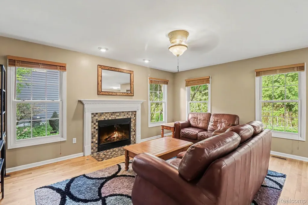 3720 Eaton Gate Lane Auburn Hills City MI 48326