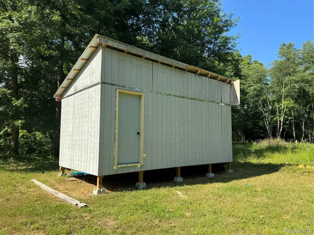 13685 Rawsonville Road Sumpter Township MI 48111