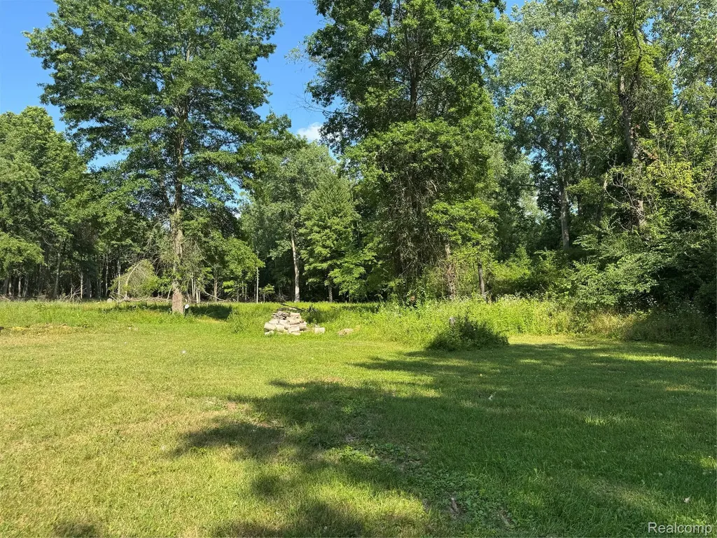 13685 Rawsonville Road Sumpter Township MI 48111