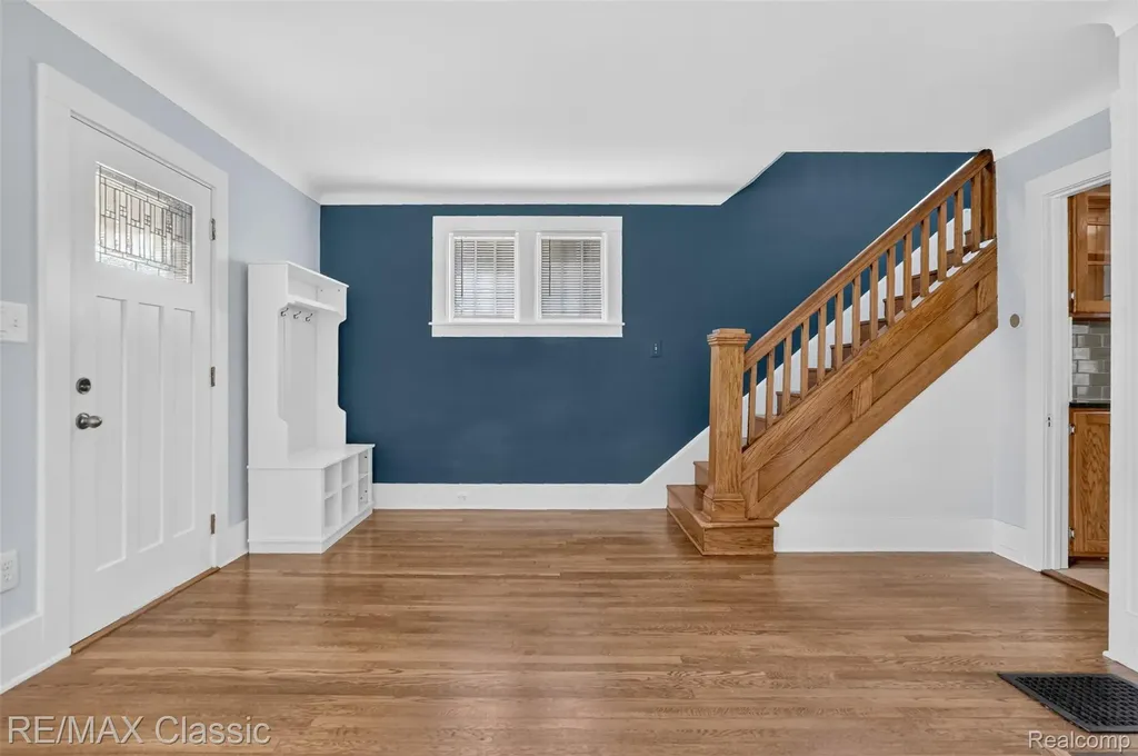 909 Fernwood Road Royal Oak City MI 48067