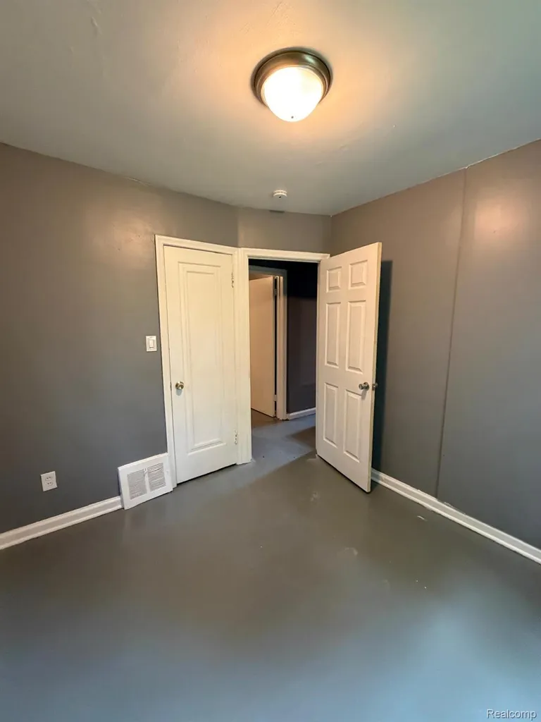 12626 Payton Street Detroit City MI 48224