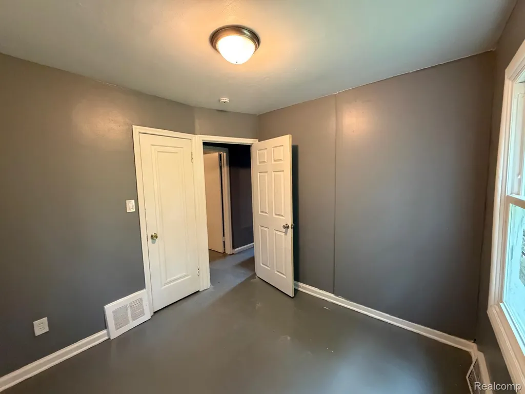 12626 Payton Street Detroit City MI 48224