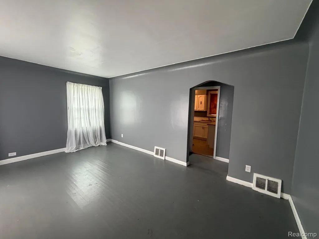 12626 Payton Street Detroit City MI 48224