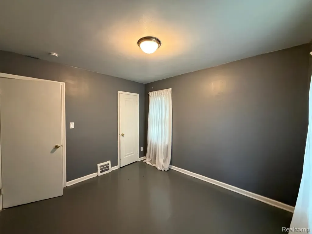 12626 Payton Street Detroit City MI 48224