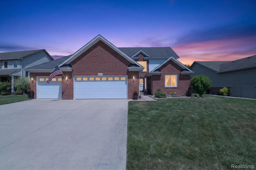 23313 Crescent Ridge Drive Huron Charter Township MI 48164