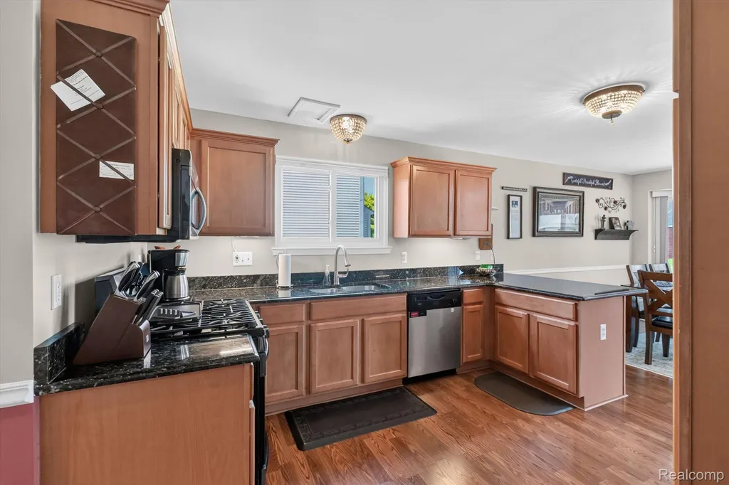 23313 Crescent Ridge Drive Huron Charter Township MI 48164