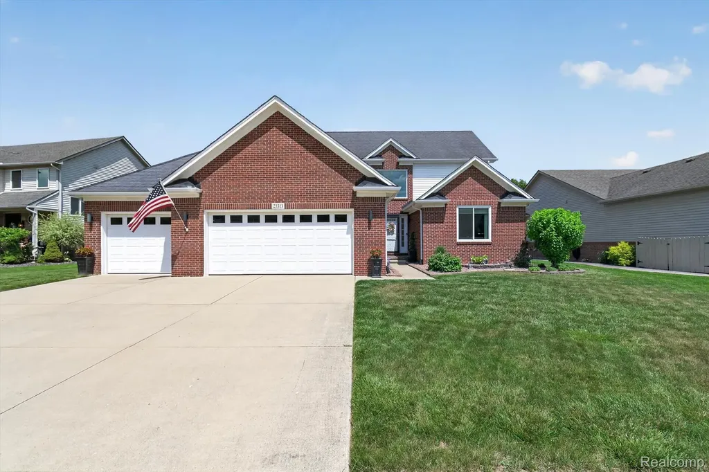 23313 Crescent Ridge Drive Huron Charter Township MI 48164