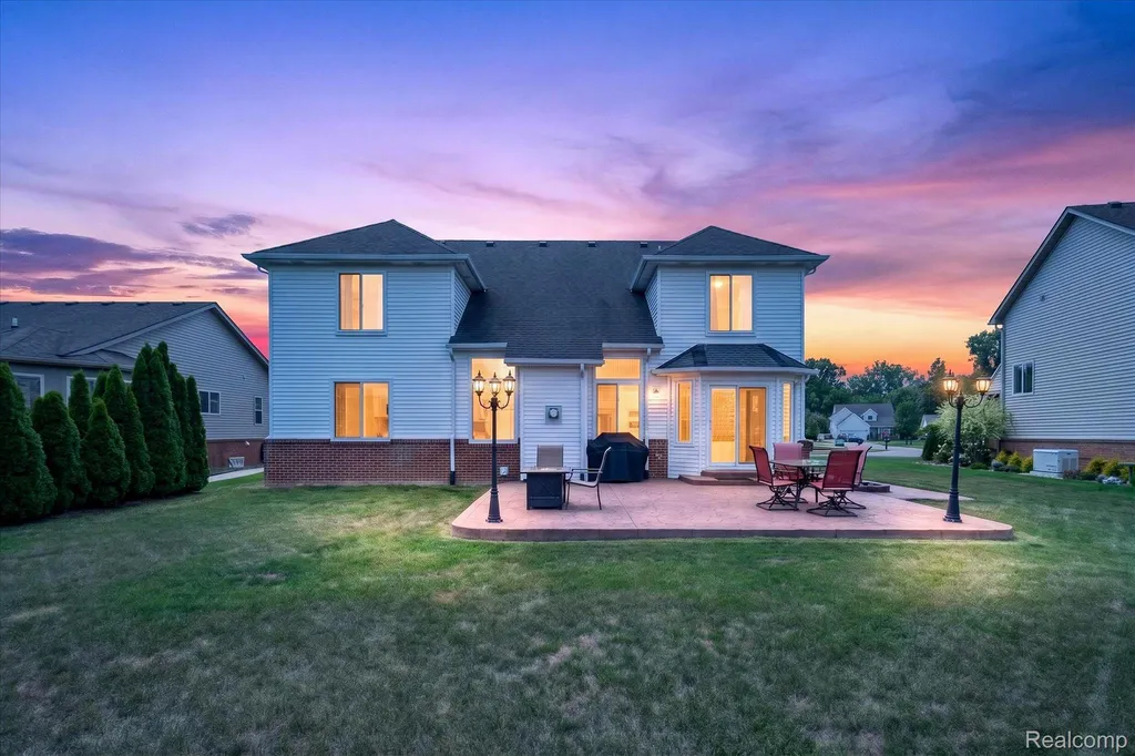 23313 Crescent Ridge Drive Huron Charter Township MI 48164