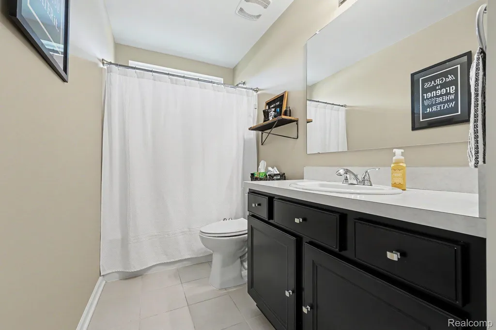 7560 Gannon Court Shelby Charter Township MI 48317