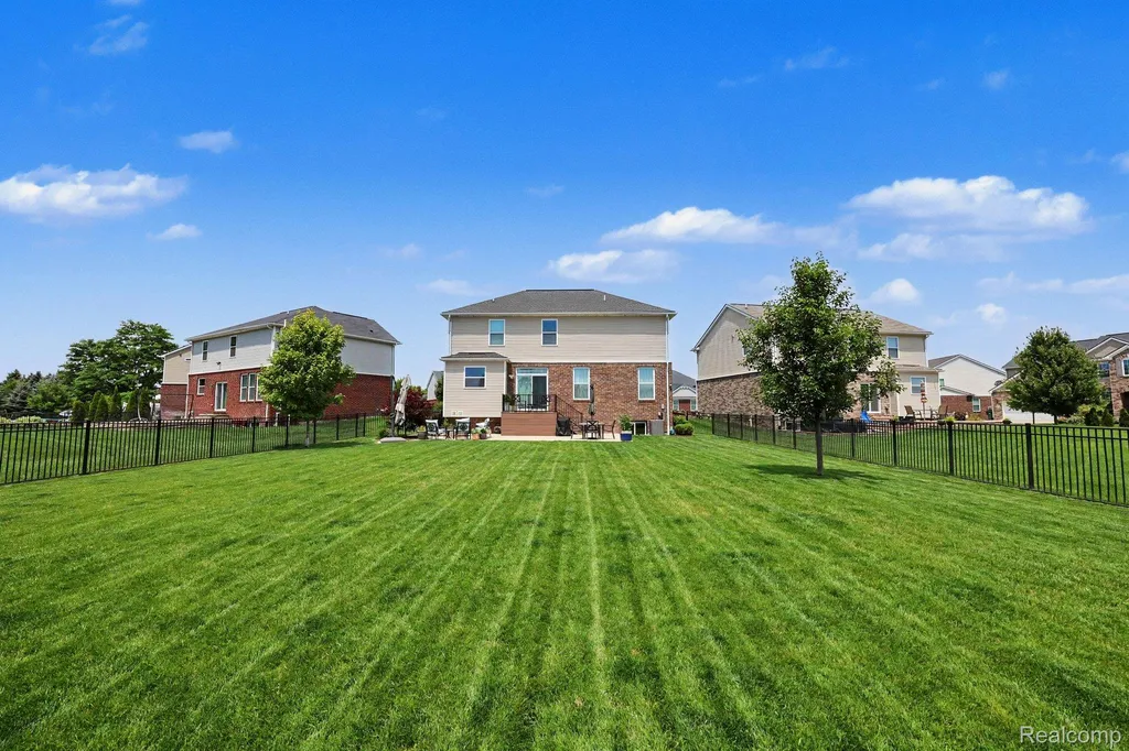7560 Gannon Court Shelby Charter Township MI 48317