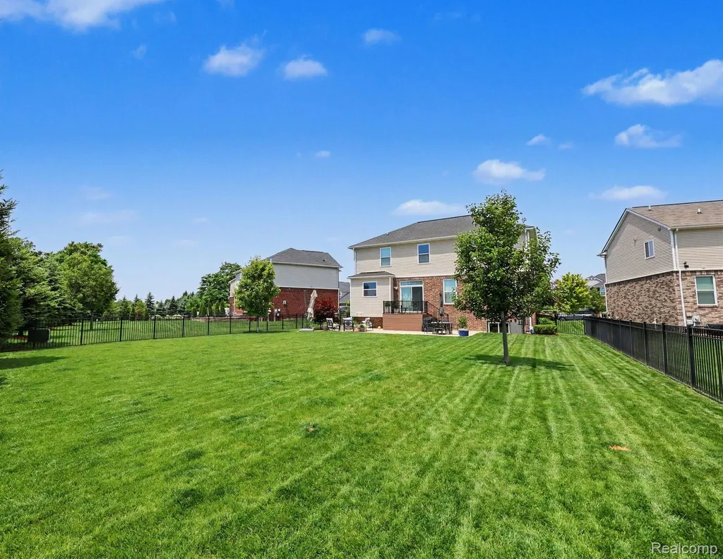 7560 Gannon Court Shelby Charter Township MI 48317