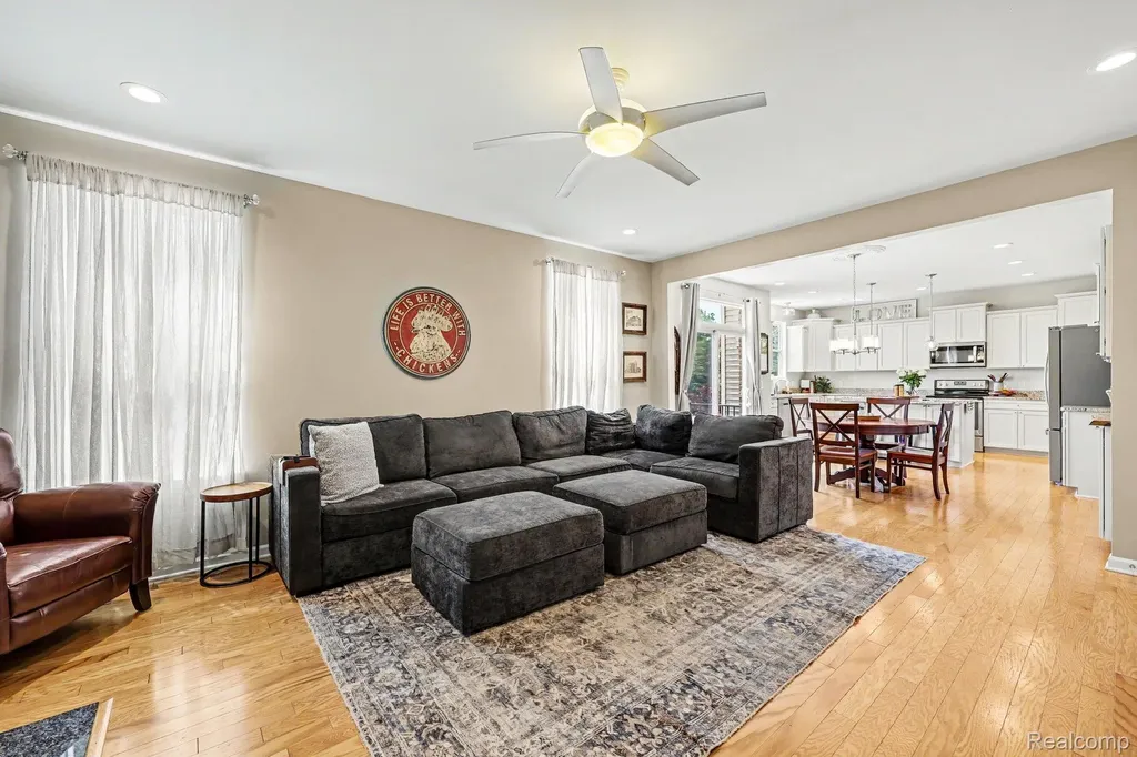 7560 Gannon Court Shelby Charter Township MI 48317