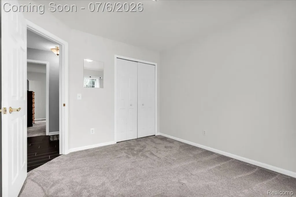 4436 Maplewood Meadows Avenue Burton City MI 48439