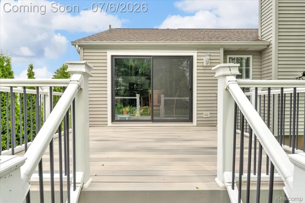 4436 Maplewood Meadows Avenue Burton City MI 48439