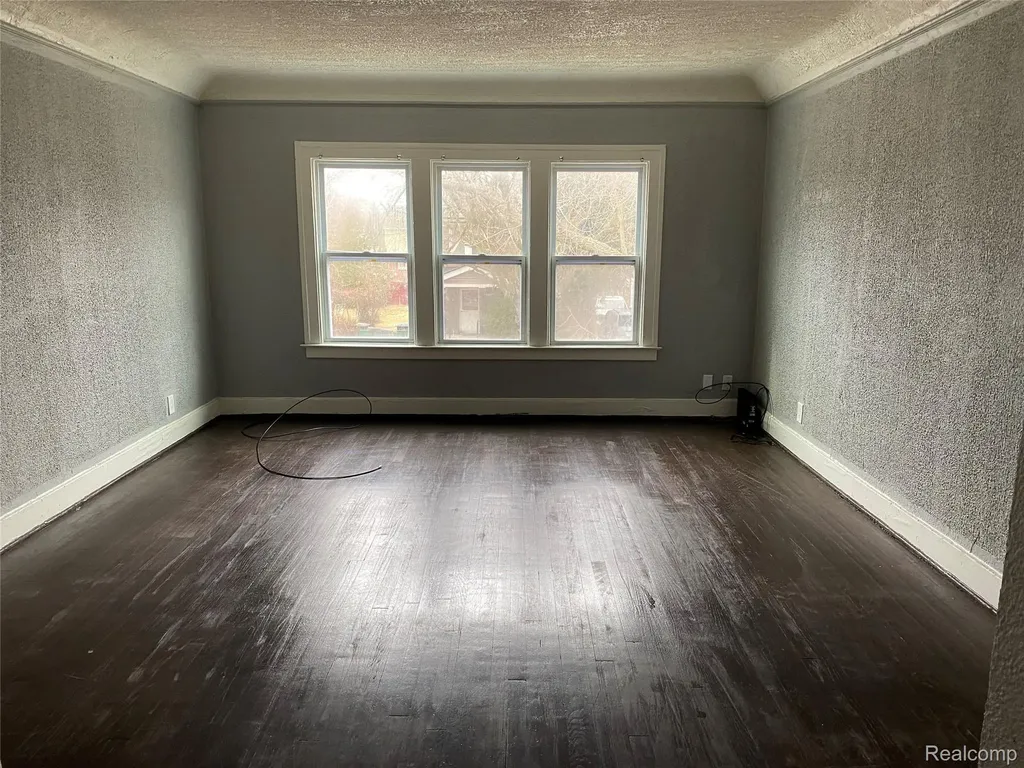 8248 Roselawn Street Detroit City MI 48204