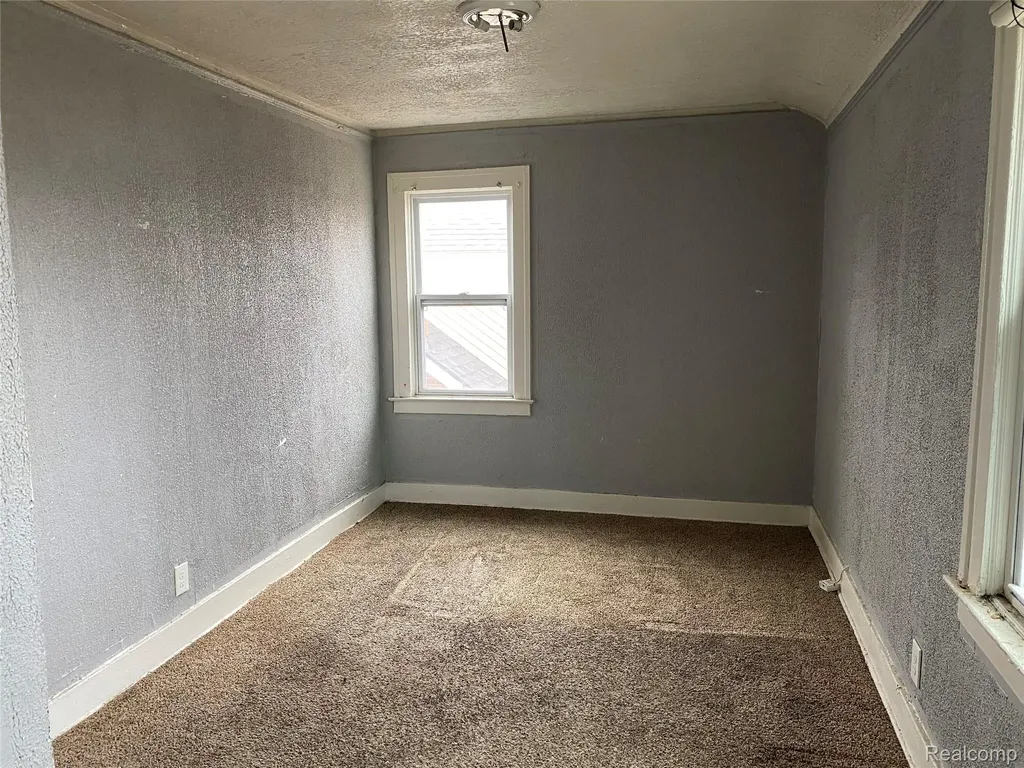 8248 Roselawn Street Detroit City MI 48204