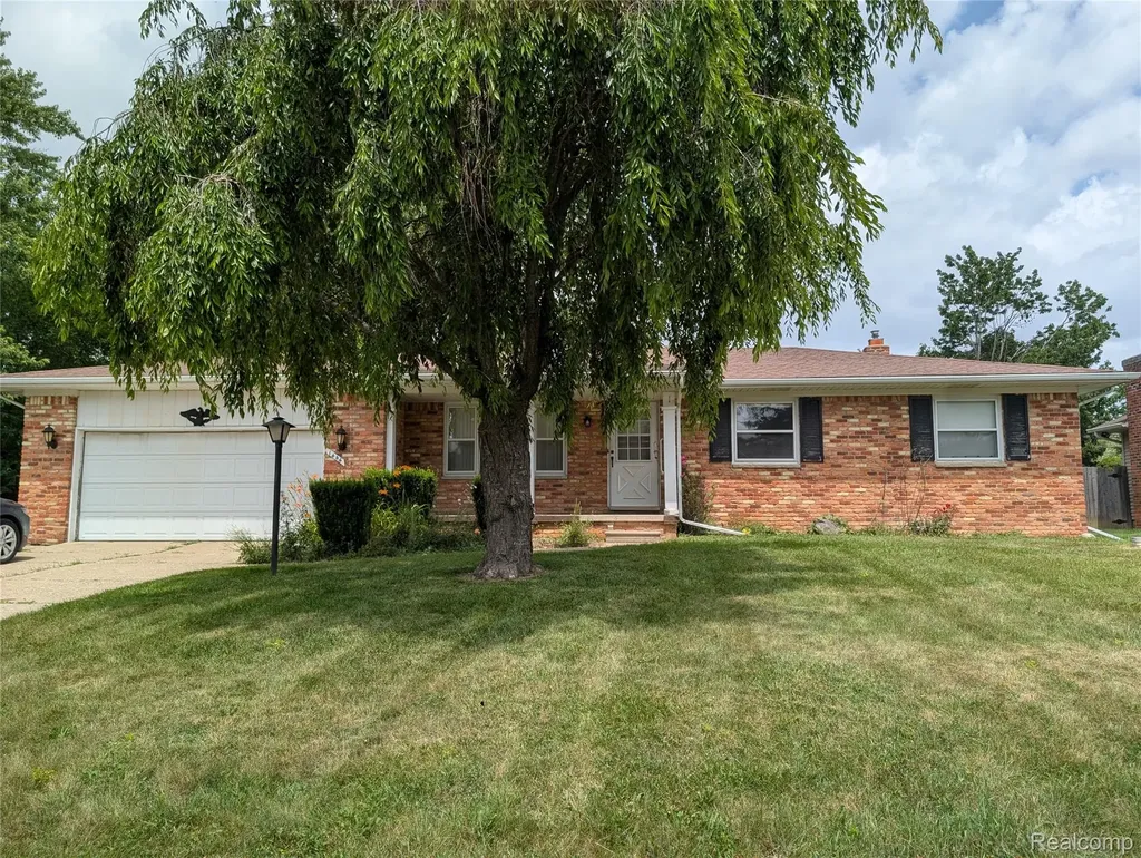 1444 Knollridge Lane Flint Charter Township MI 48507