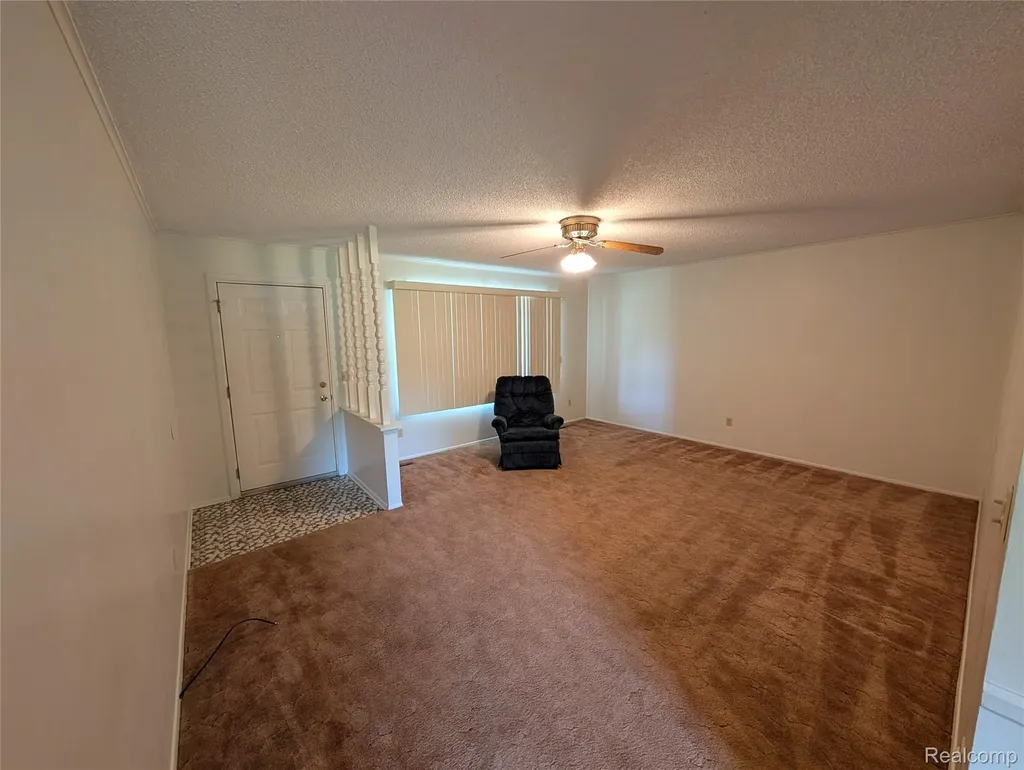1444 Knollridge Lane Flint Charter Township MI 48507