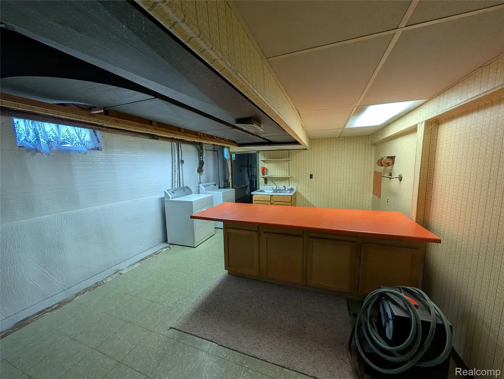 1444 Knollridge Lane Flint Charter Township MI 48507