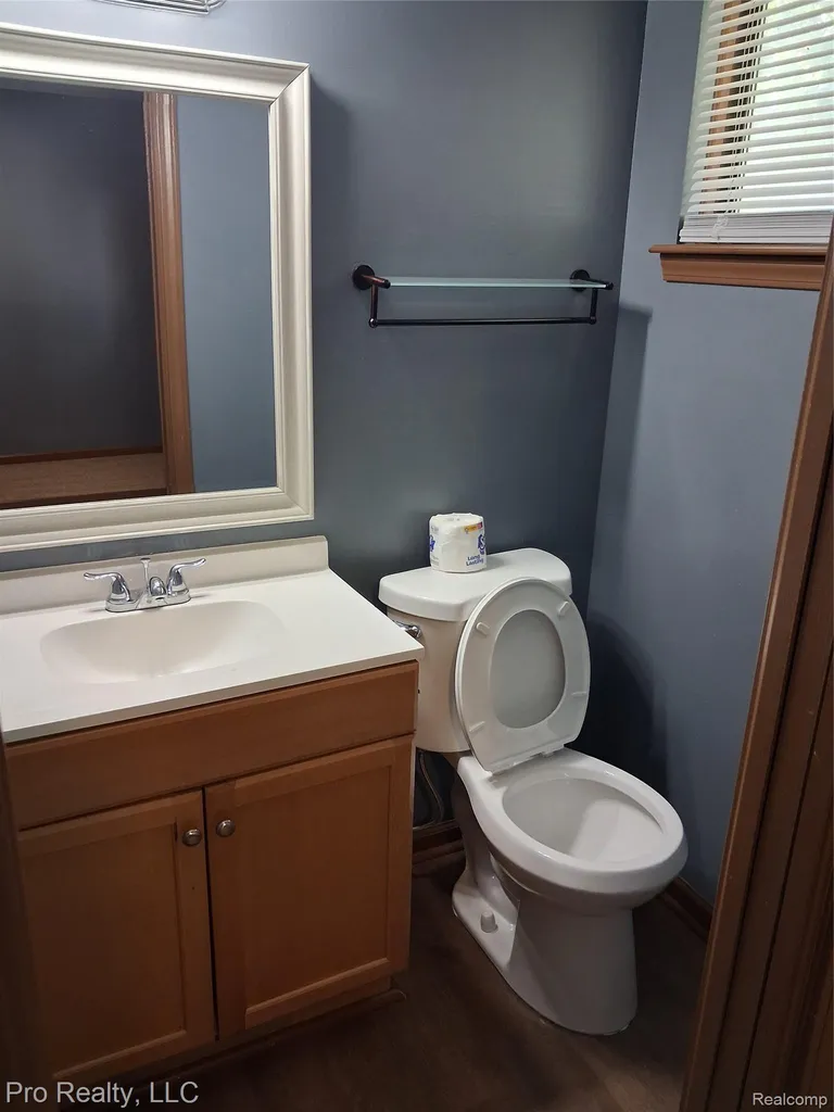 2219 Lakeview Avenue Ypsilanti Charter Township MI 48198