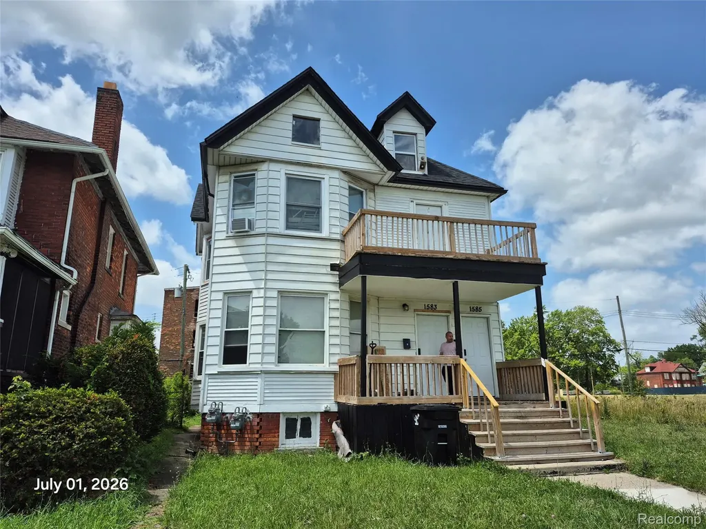 1583 Hurlbut Street Detroit City MI 48214