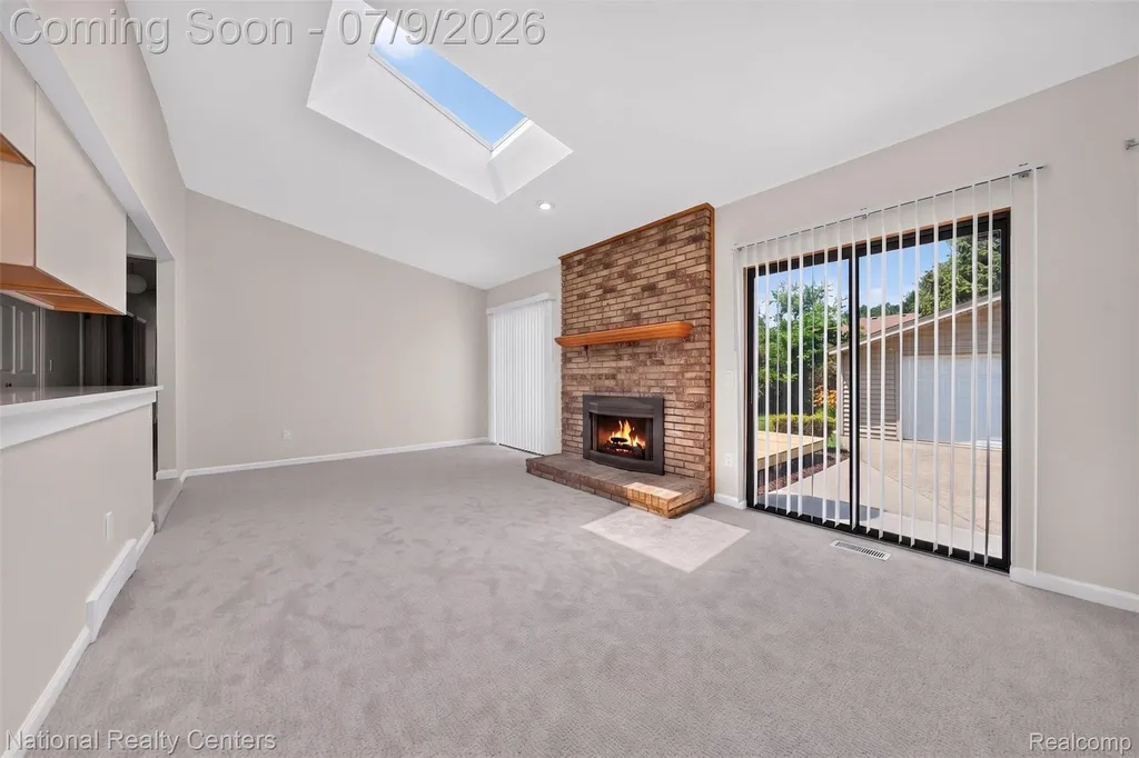 40925 Mcnamara Drive Clinton Charter Township MI 48038