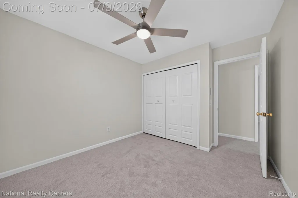 40925 Mcnamara Drive Clinton Charter Township MI 48038