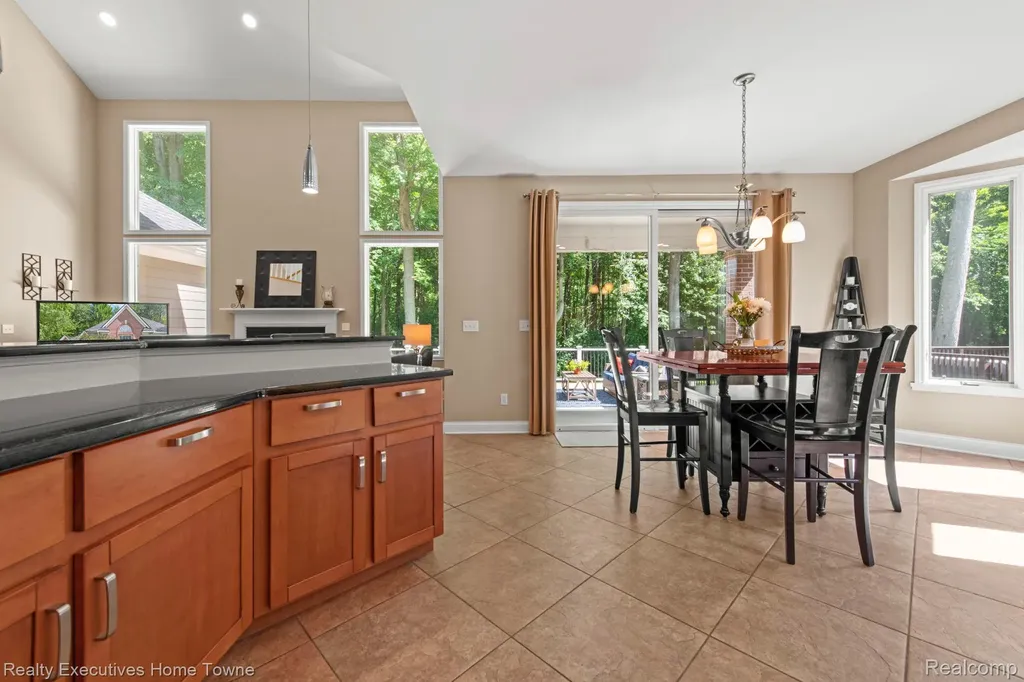 3830 Arlington Avenue Fort Gratiot Charter Township MI 48059